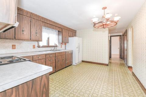 66 County Way Ext, Beverly, MA 01915 photo 10
