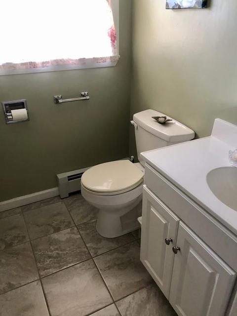 853 Grattan St, Chicopee, MA 01020 photo 11