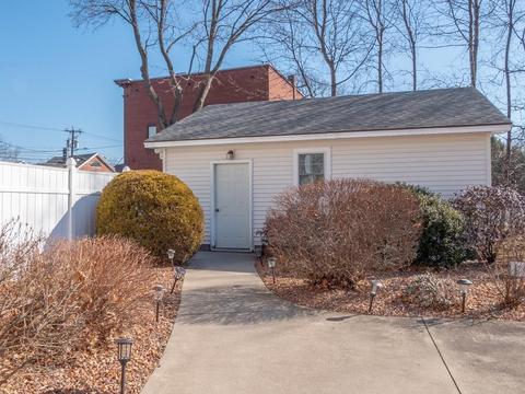 47 E Silver St, Westfield, MA 01085 photo 39