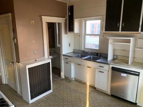 2 Assumption Ave, Worcester, MA 01606 photo 8