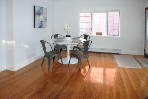5 Franklin Ct, Brookline, MA 02445 photo 4