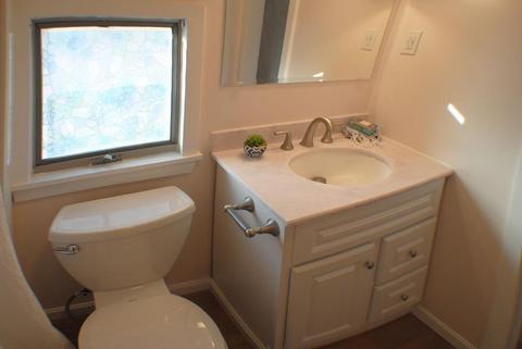5 Franklin Ct, Brookline, MA 02445 photo 14