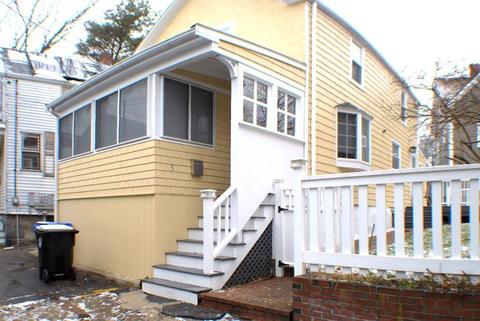 5 Franklin Ct, Brookline, MA 02445 photo 1