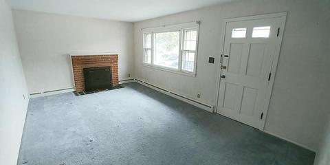 62 Melba St, Springfield, MA 01119 photo 8