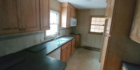 62 Melba St, Springfield, MA 01119 photo 4
