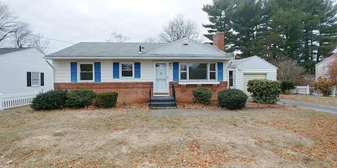 62 Melba St, Springfield, MA 01119 photo 1