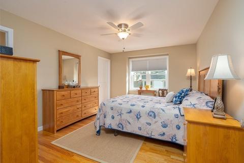 10 Howard Ave, Easthampton, MA 01027 photo 13