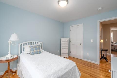 10 Howard Ave, Easthampton, MA 01027 photo 18
