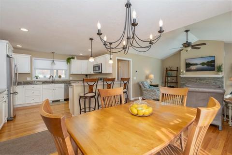 10 Howard Ave, Easthampton, MA 01027 photo 8