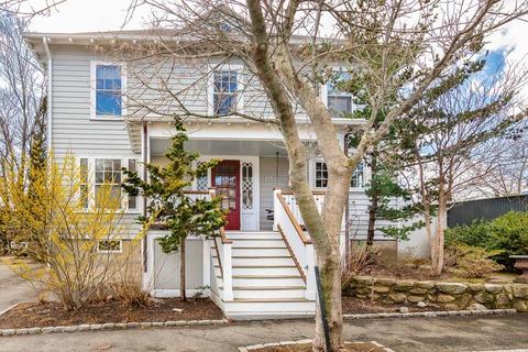 25 Bubier Rd, Marblehead, MA 01945 photo 1
