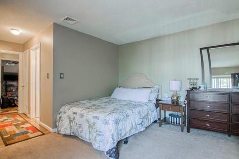 5 Castlegate Dr #B, Springfield, MA 01129 photo 13