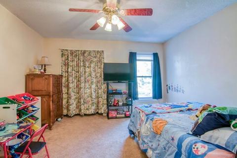 5 Castlegate Dr #B, Springfield, MA 01129 photo 14