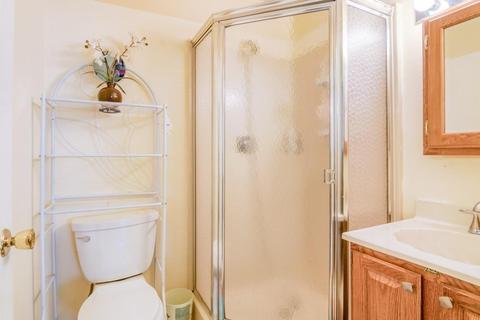 5 Castlegate Dr #B, Springfield, MA 01129 photo 16
