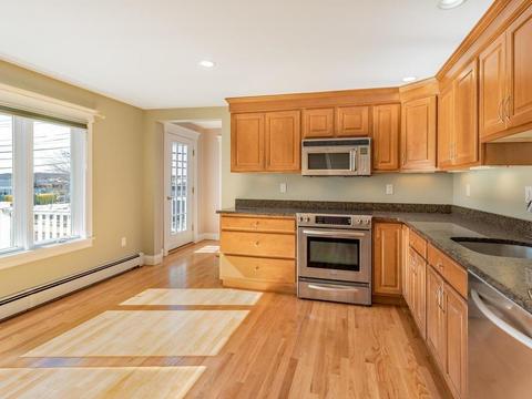 74 E Main St #2, Gloucester, MA 01930 photo 8