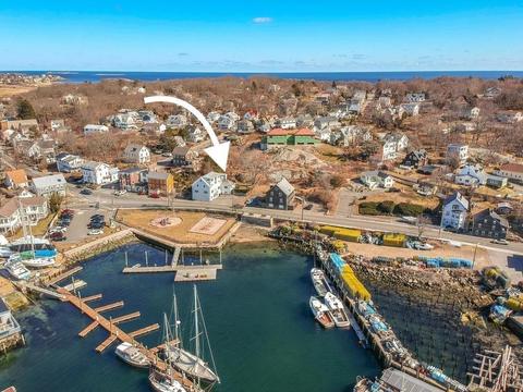 74 E Main St #2, Gloucester, MA 01930 photo 1