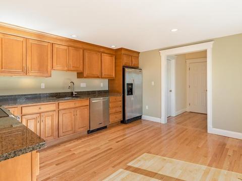 74 E Main St #2, Gloucester, MA 01930 photo 7