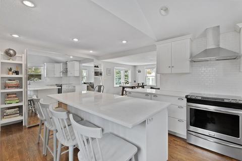 30 Hope Rd, Hingham, MA 02043 photo 2