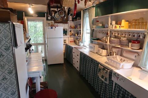 1 Cobble Is, Webster, MA 01570 photo 9