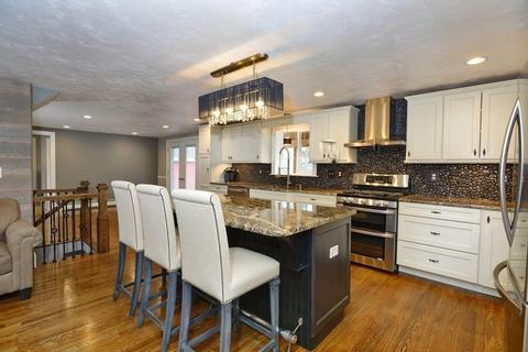 44 N High St, Foxboro, MA 02035 photo 4