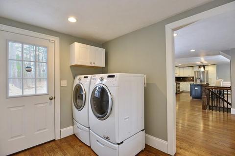 44 N High St, Foxboro, MA 02035 photo 12