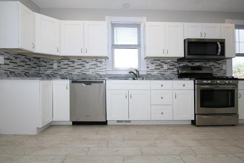 18 Haskell St, Beverly, MA 01915 photo 11