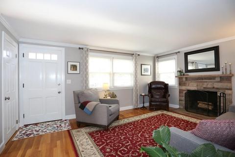13 Longview Rd, Framingham, MA 01701 photo 2