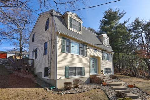 154 Spring St, Stoneham, MA 02180 photo 3