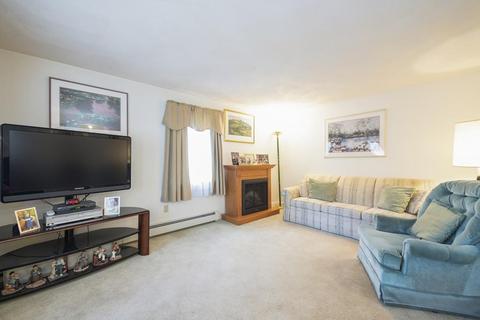 54 Cherry St, Gloucester, MA 01930 photo 2