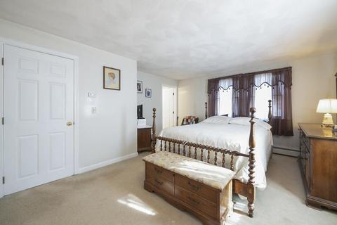 54 Cherry St, Gloucester, MA 01930 photo 9