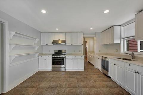 57 Ackers Ave #2, Brookline, MA 02445 photo 9
