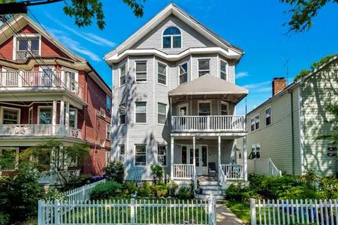 57 Ackers Ave #2, Brookline, MA 02445 photo 1
