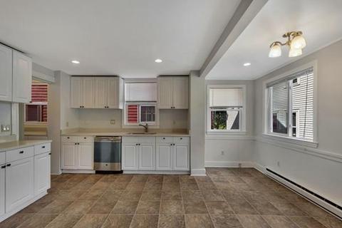 57 Ackers Ave #2, Brookline, MA 02445 photo 8