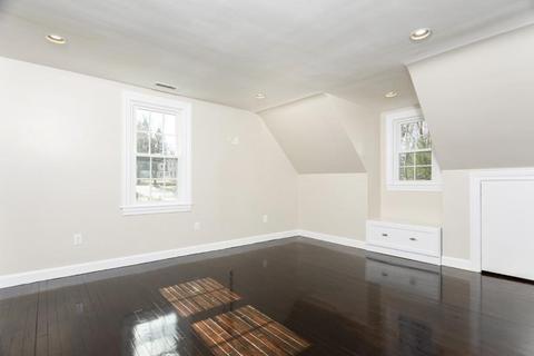 21 Hunt St, Reading, MA 01867 photo 18