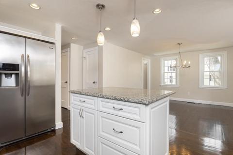 21 Hunt St, Reading, MA 01867 photo 6