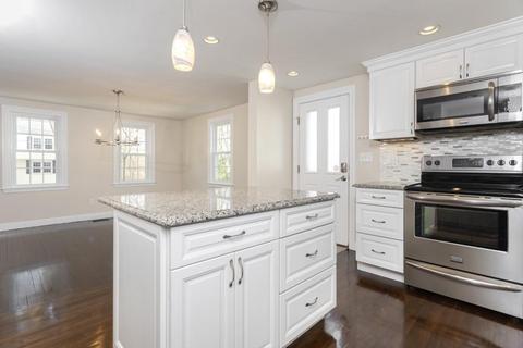 21 Hunt St, Reading, MA 01867 photo 8