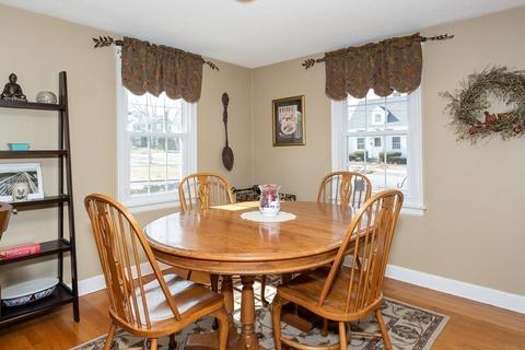 109 Harmon Ave, Springfield, MA 01118 photo 9