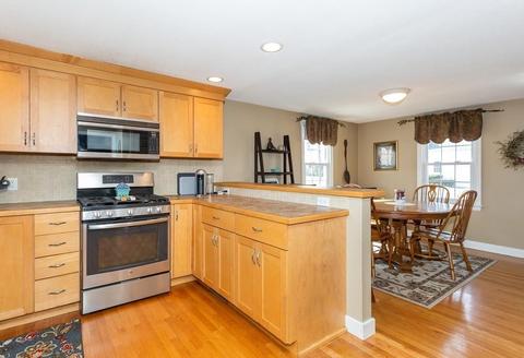 109 Harmon Ave, Springfield, MA 01118 photo 6