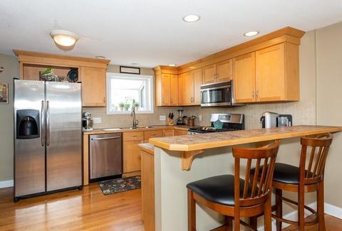 109 Harmon Ave, Springfield, MA 01118 photo 3