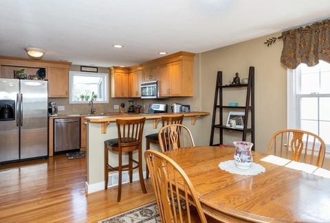 109 Harmon Ave, Springfield, MA 01118 photo 4