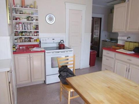 5 Maplewood Rd, Worcester, MA 01602 photo 3