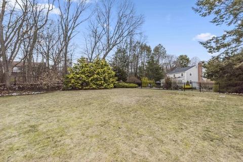 26 Roberts Rd, Wellesley, MA 02481 photo 30