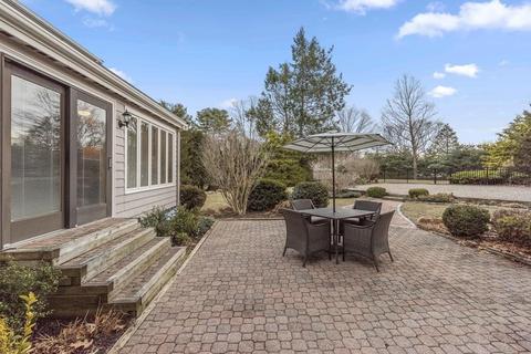 26 Roberts Rd, Wellesley, MA 02481 photo 26
