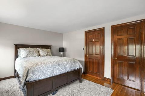 26 Roberts Rd, Wellesley, MA 02481 photo 18