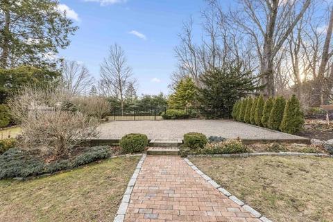 26 Roberts Rd, Wellesley, MA 02481 photo 29