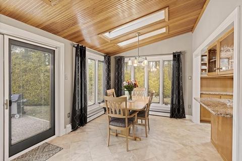 26 Roberts Rd, Wellesley, MA 02481 photo 13