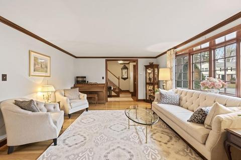 26 Roberts Rd, Wellesley, MA 02481 photo 5