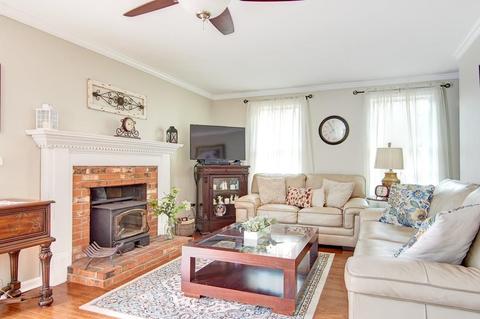 15 Old Douglas Rd, Webster, MA 01570 photo 8