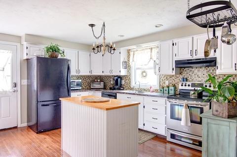 15 Old Douglas Rd, Webster, MA 01570 photo 3
