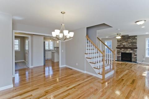 128 Barrington Dr, Springfield, MA 01129 photo 15