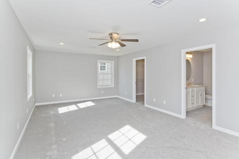 128 Barrington Dr, Springfield, MA 01129 photo 29